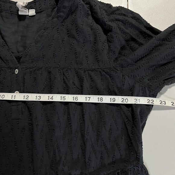 Dolan Left Coast Sheer Blouse Top Women Size XL Black Textured‎ Roll Tab Sleeves - Picture 6 of 7